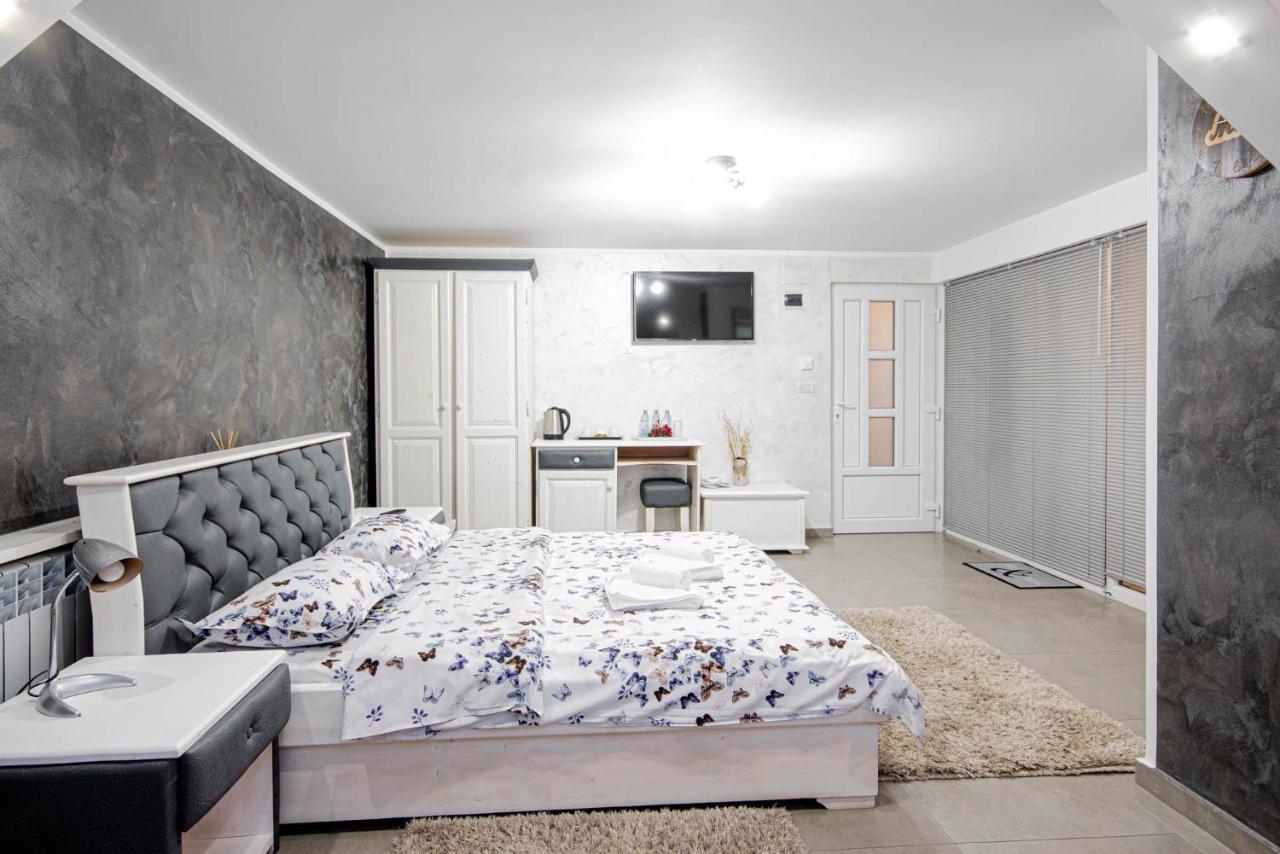 Cazare Moldi - Regim Hotelier Campulung Moldovenesc Bagian luar foto