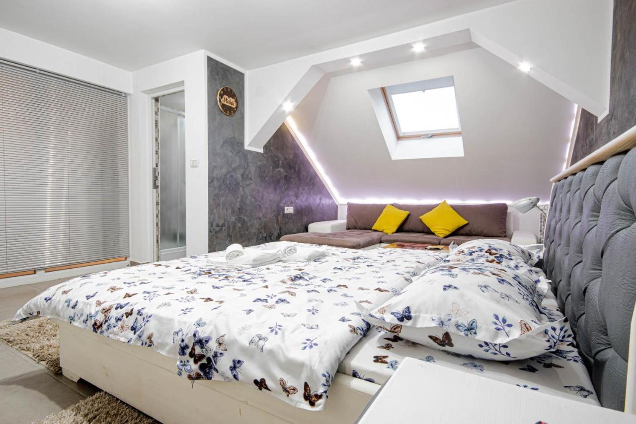 Cazare Moldi - Regim Hotelier Campulung Moldovenesc Bagian luar foto