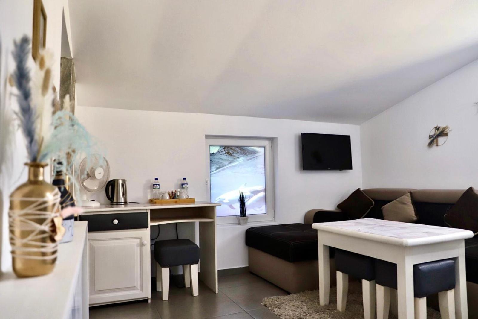 Cazare Moldi - Regim Hotelier Campulung Moldovenesc Bagian luar foto